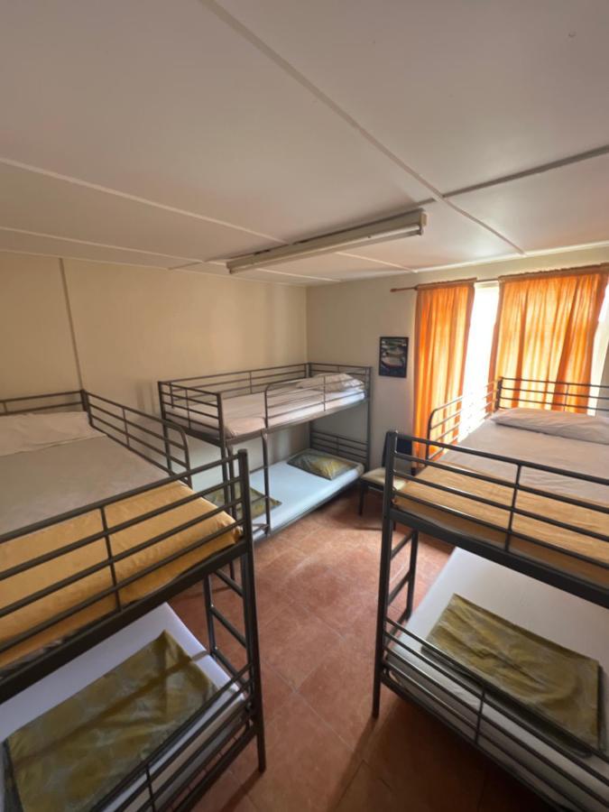 Emile Youth Hostel Gibraltar Eksteriør bilde