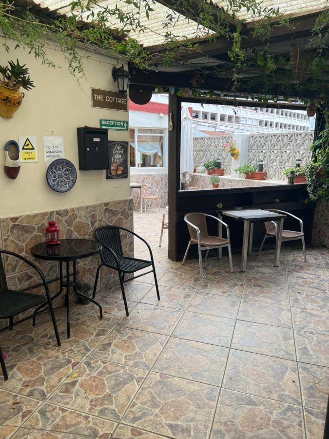 Emile Youth Hostel Gibraltar Eksteriør bilde