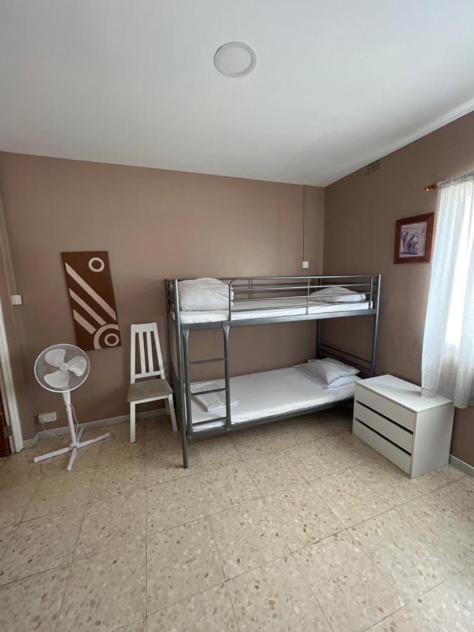 Emile Youth Hostel Gibraltar Eksteriør bilde